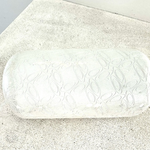 OAKLEY Women’s Aviator Sunglasses Rose Gold Lenses + Cloth & Case - Picture 12 of 16